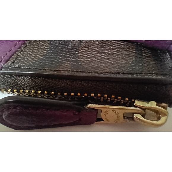 COACH Dark Brown/Hot Pink Signature Logo Zip Wristlet - Picture 6 of 6